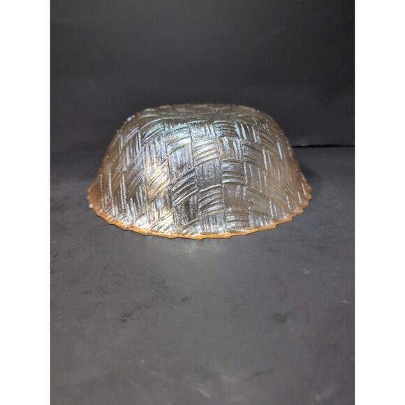 Amber Carnival Glass Serving Bowl, Cross Basket‎ Weave Design, 9" D X 3" H - Picture 5 of 9